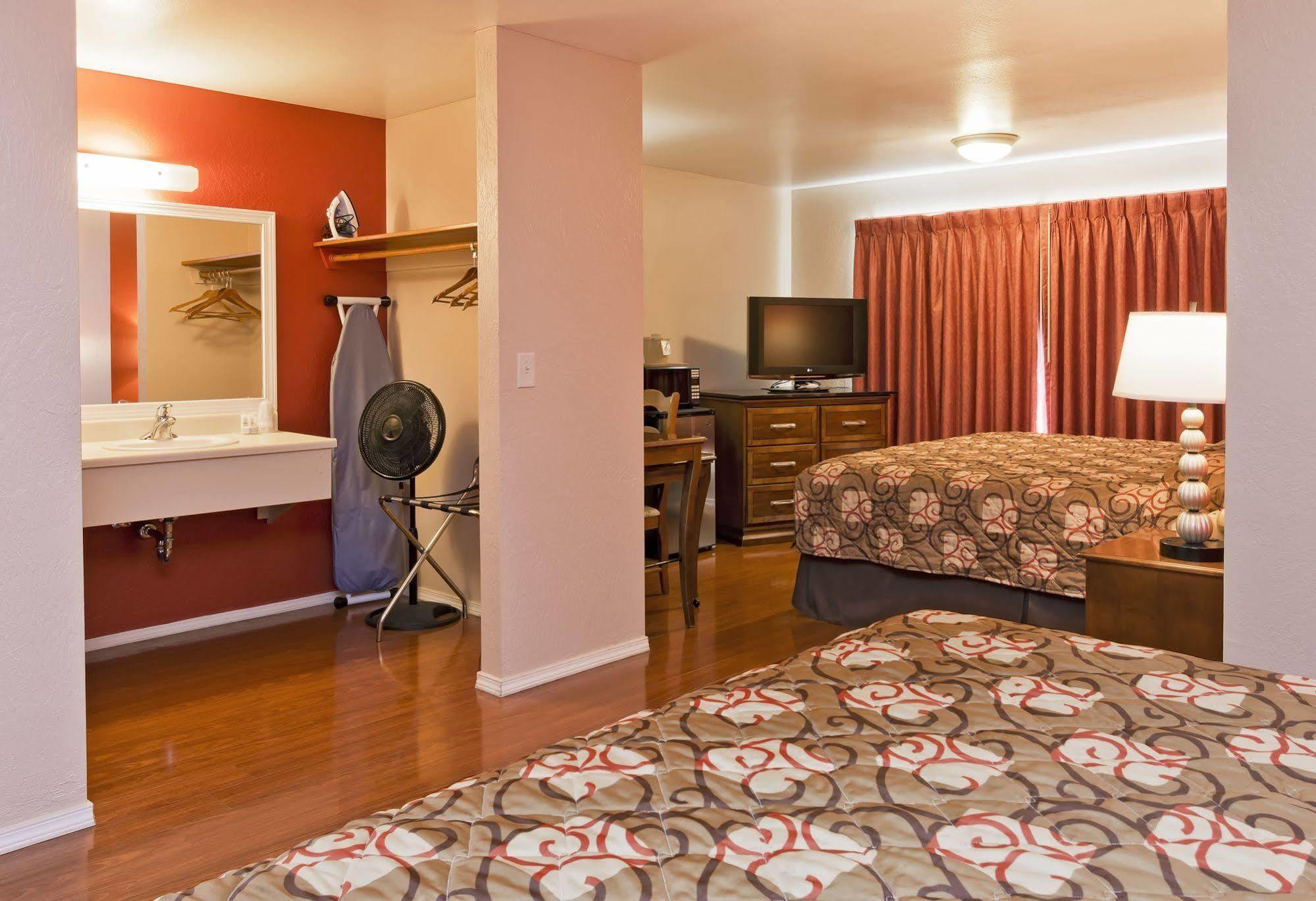 Flagstone Motel Port Angeles Extérieur photo
